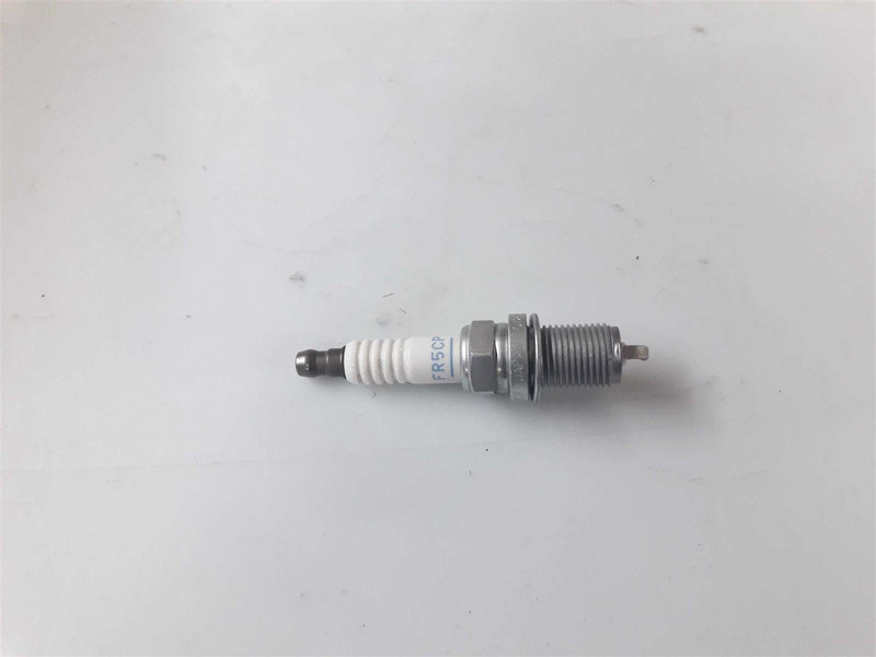 Свеча зажигания 2.2JTS Alfa Romeo 159 05-11,Brera 05-10